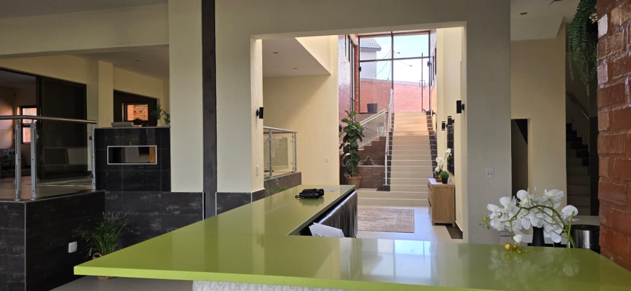 5 Bedroom Property for Sale in Xanadu Eco Park North West